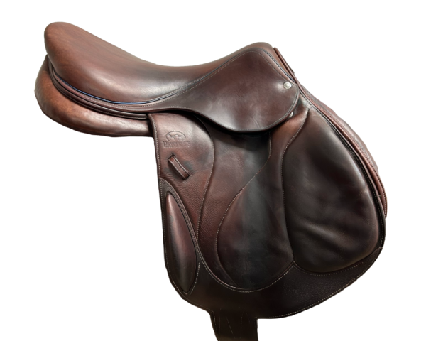 Devoucoux 17.5″ 2AB